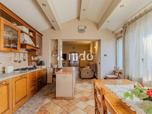 Villa Indipendente in vendita a Pozzarello, Montevettolini