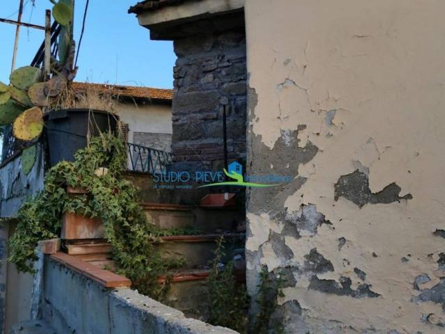 Villa Indipendente in vendita a Montevettolini, Pistoia