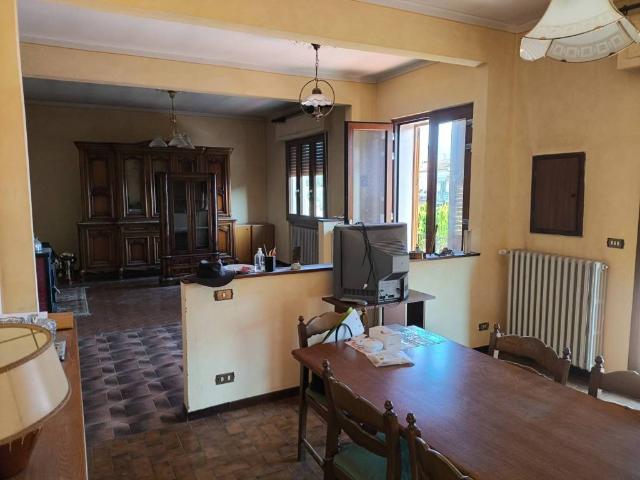 Villa Indipendente in vendita a Montevettolini, Pistoia
