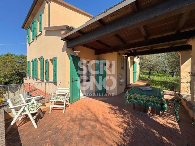 Villa Indipendente in vendita a Montevettolini, Pistoia