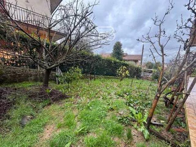 Villa Indipendente in vendita a Grotta Parlanti, Montevettolini