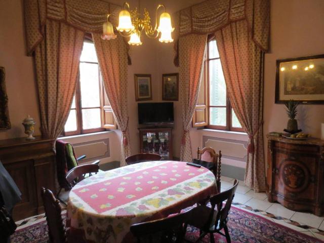 Villa Indipendente in vendita a Montevettolini, Toscana
