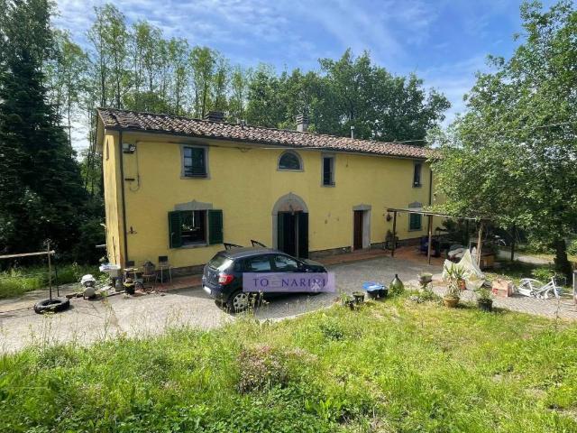 Villa Indipendente in vendita a Montevettolini, Pistoia