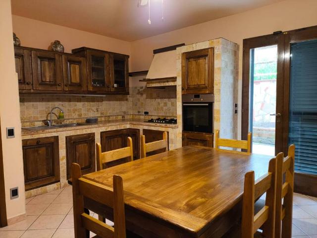 Villa Indipendente in vendita a Montevettolini, Toscana
