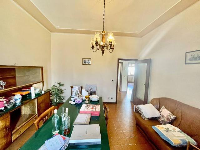 Villa Indipendente in vendita a Montevettolini, Pistoia