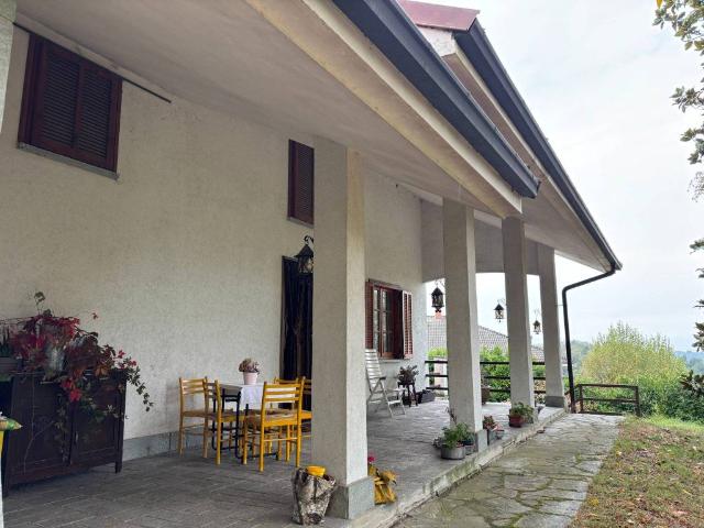 Villa Indipendente in vendita a Montafia, Asti