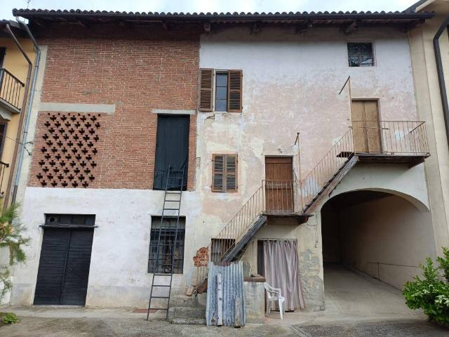Villa Indipendente in vendita a Piemonte, Asti