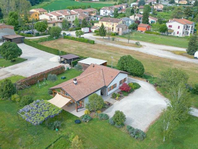 Villa Indipendente in vendita a Montagnana, Veneto