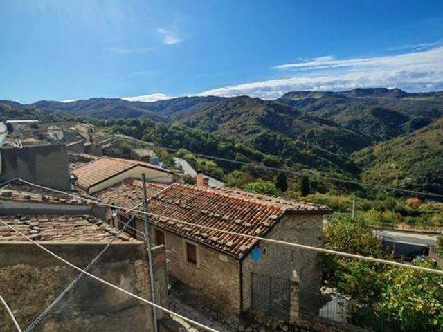 Villa Indipendente in vendita a Montalbano Elicona, Sicilia