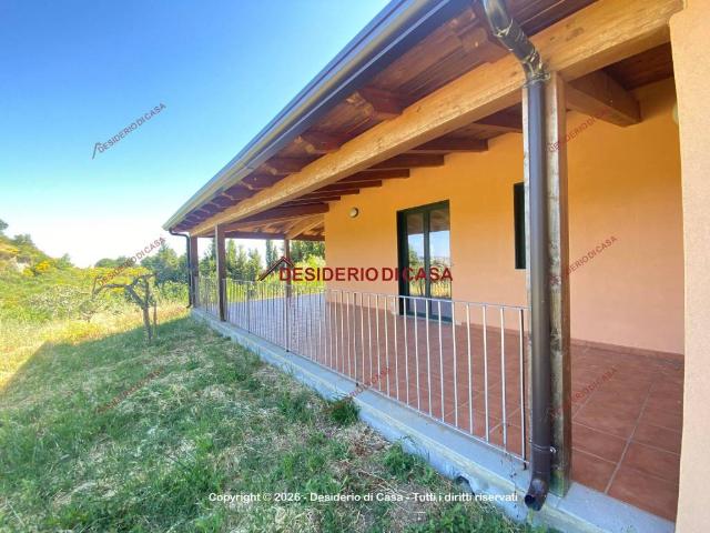 Villa Indipendente in vendita a Montalbano Elicona, Sicilia
