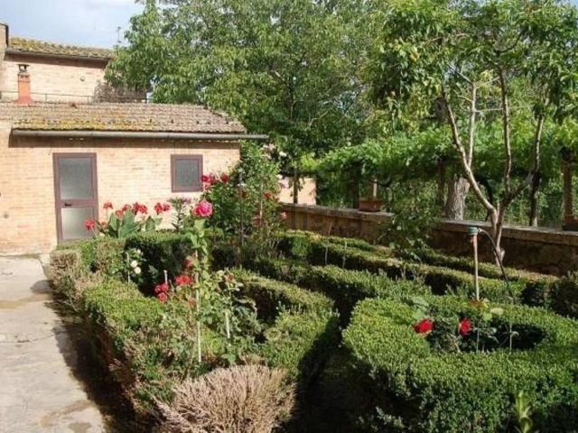 Villa Indipendente in vendita a Montalcino, Toscana