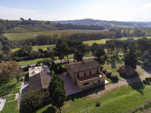 Villa Indipendente in vendita a Montalcino, Toscana