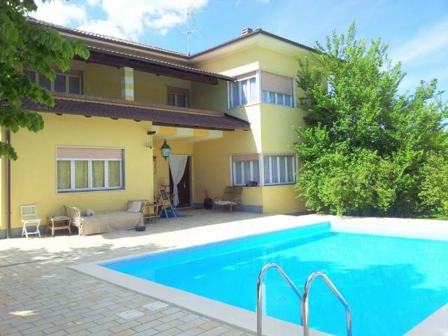 Villa Indipendente in vendita a Piemonte, Alessandria