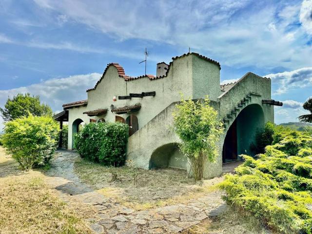 Villa Indipendente in vendita a Piemonte, Alessandria