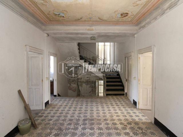 Villa Indipendente in vendita a Case Roà di Volpe, Montaldo di Mondovì