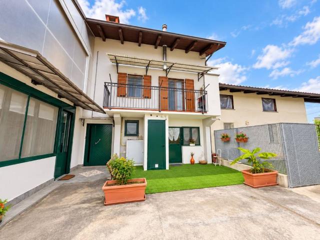 Villa Indipendente in vendita a Borgata Tarditi, Montaldo Roero