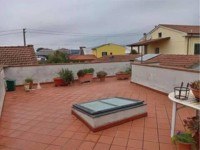 Villa Indipendente in vendita a Stazione, Montale