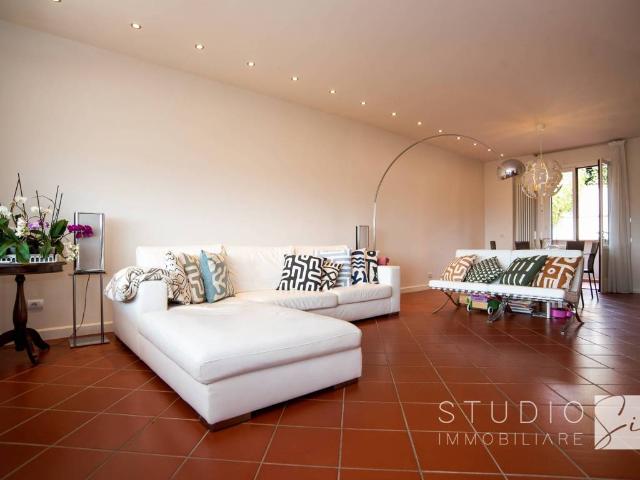 Villa Indipendente in vendita a Montale Alto, Montale