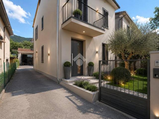 Villa Indipendente in vendita a Tobbiana, Montale