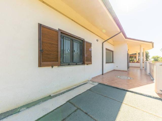 Villa Indipendente in vendita a Montalto Di Castro, Lazio