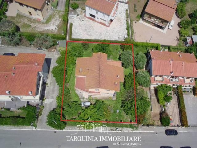 Villa Indipendente in vendita a Montalto Di Castro, Lazio