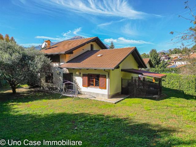 Villa Indipendente in vendita a Balme, Piemonte