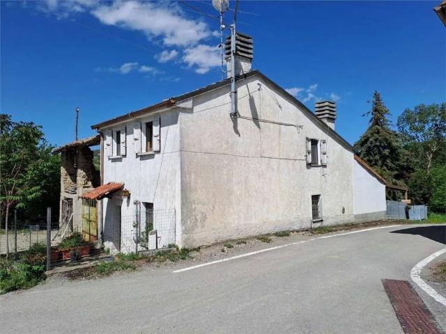 Villa Indipendente in vendita a Montalto Pavese, Lombardia