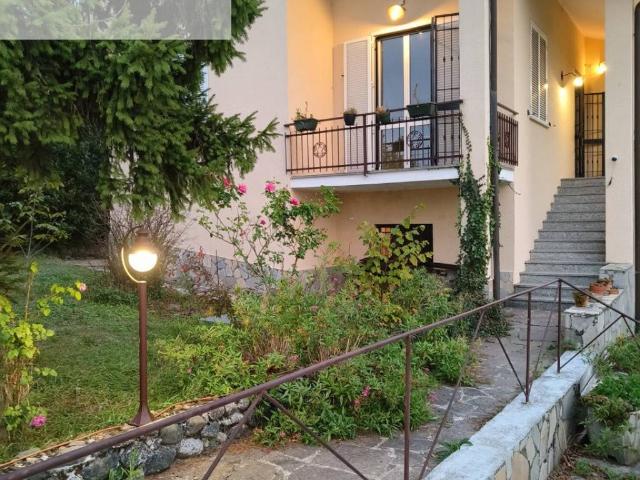 Villa Indipendente in vendita a Montalto Pavese, Lombardia