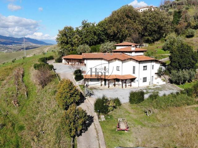 Villa Indipendente in vendita a Calabria, Cosenza
