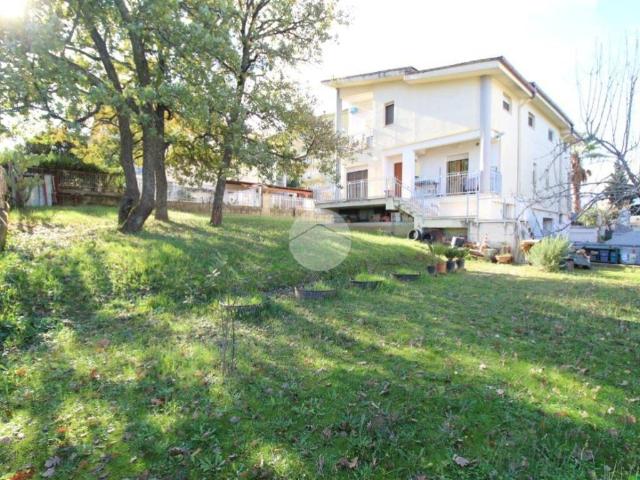 Villa Indipendente in vendita a Sèttimo, Calabria
