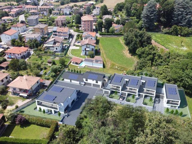 Villa Indipendente in vendita a Lucino, Montano Lucino