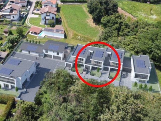 Villa Indipendente in vendita a Lucino, Montano Lucino