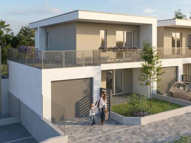 Villa Indipendente in vendita a Lucino, Montano Lucino