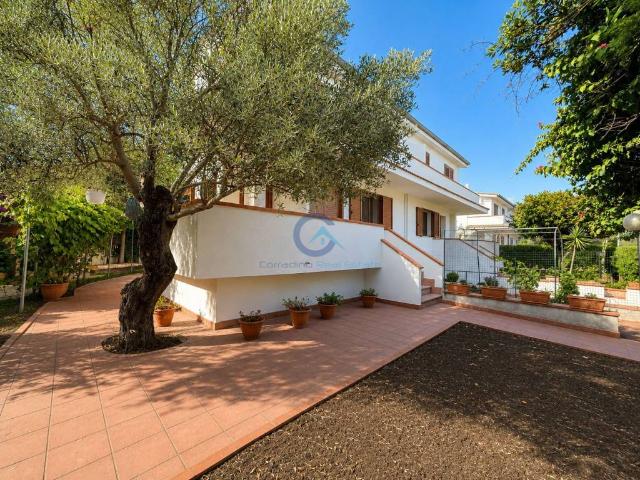 Villa Indipendente in vendita a Calabria, Catanzaro