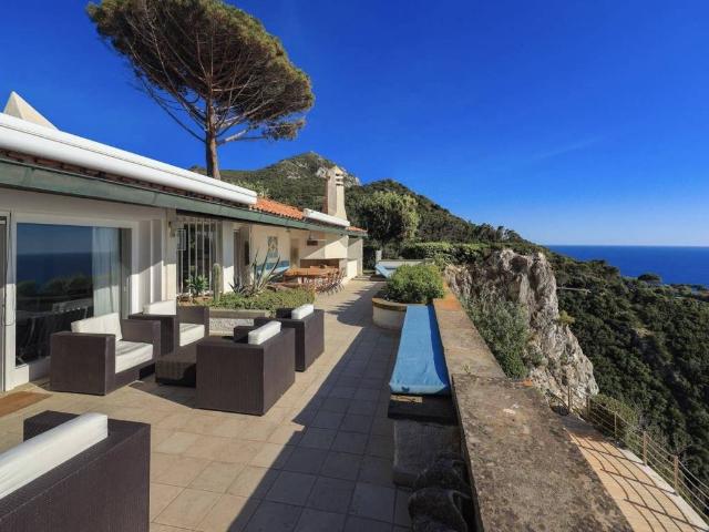 Villa Indipendente in vendita a Monte Argentario, Cala Piccola