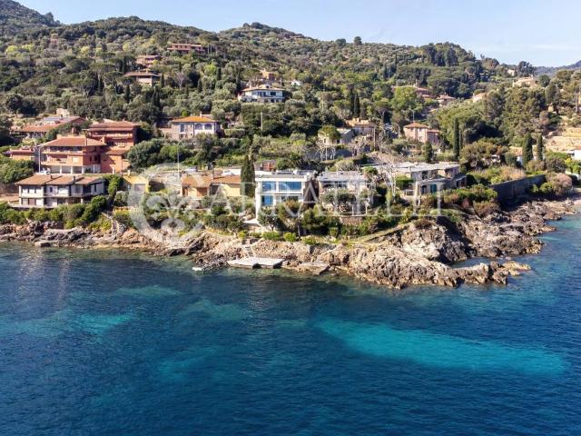 Villa Indipendente in vendita a Monte Argentario, Porto Santo Stefano