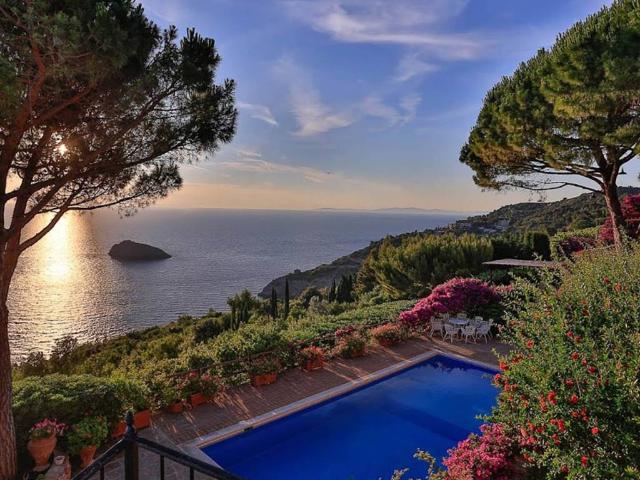 Villa Indipendente in vendita a Monte Argentario, Porto Santo Stefano
