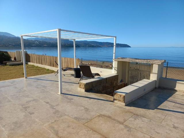 Villa Indipendente in vendita a Monte Argentario, Orbetello
