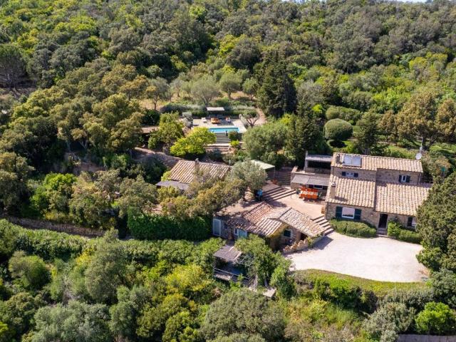 Villa Indipendente in vendita a Monte Argentario, Porto Ercole