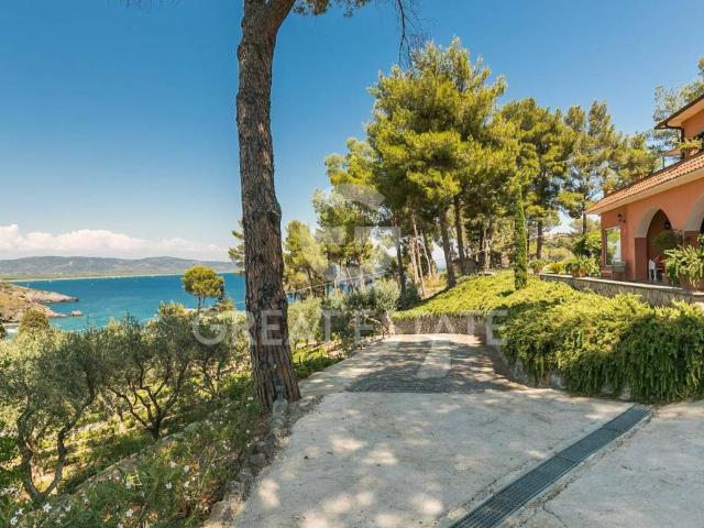 Villa Indipendente in vendita a Monte Argentario, Porto Ercole