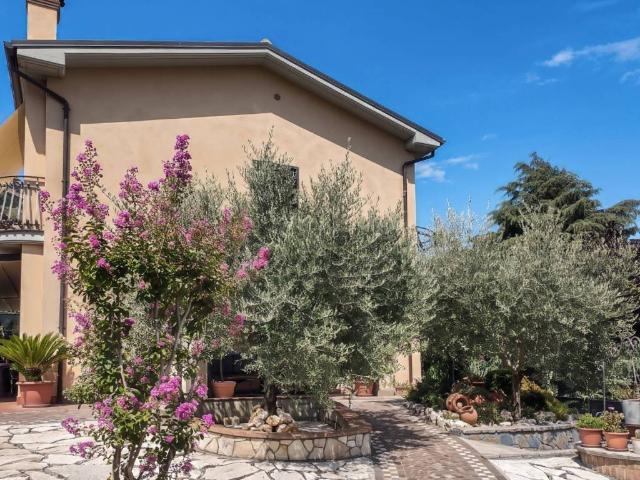 Villa Indipendente in vendita a Monte Compatri, Roma Capitale