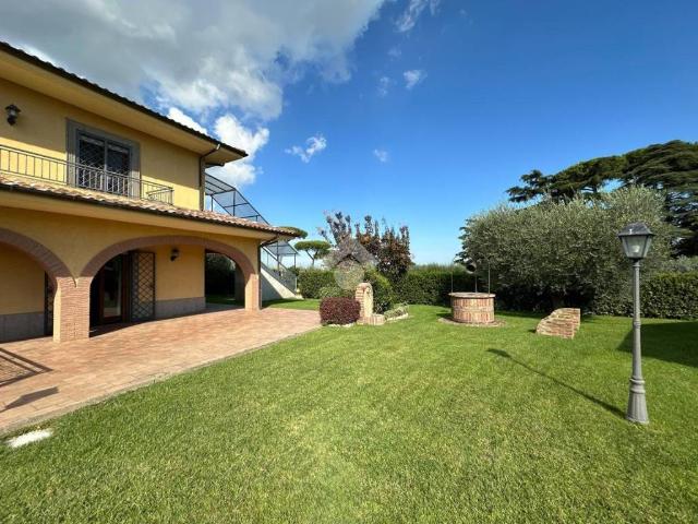 Villa Indipendente in vendita a Monte Compatri, Roma Capitale