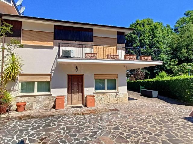 Villa Indipendente in vendita a Monte Compatri, Roma Capitale