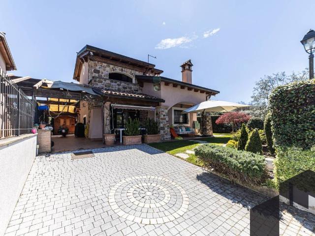 Villa Indipendente in vendita a Roma Capitale, Lazio