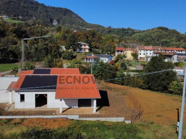 Villa Indipendente in vendita a Monte Di Malo, Veneto