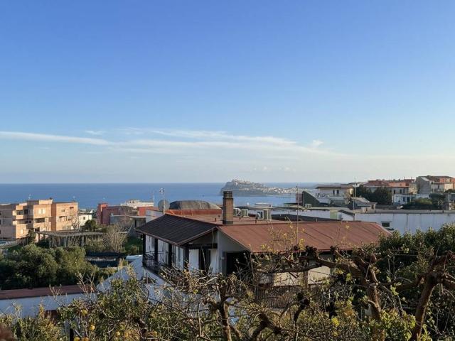 Appartamento in vendita a Monte Di Procida, Campania