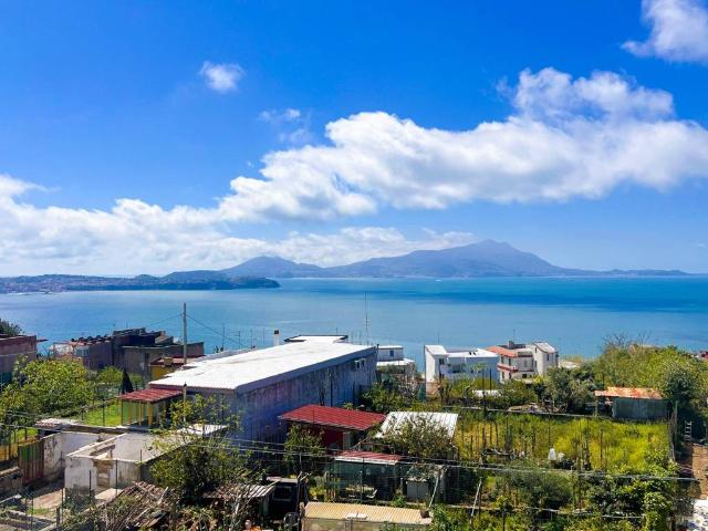 Villa Indipendente in vendita a Monte Di Procida, Campania