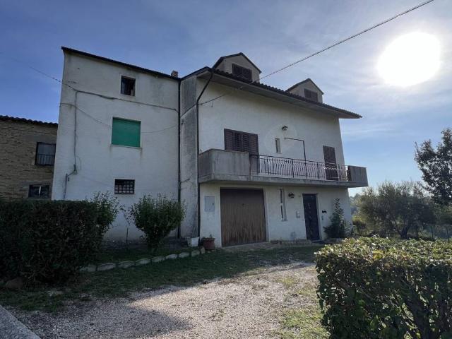 Villa Indipendente in vendita a Marche, Fermo