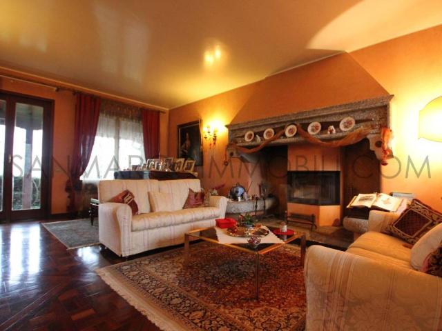 Villa Indipendente in vendita a Monte Marenzo, Lombardia