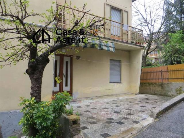 Villa Indipendente in vendita a Marche, Macerata